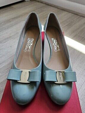 Salvatore Ferragamo | Shoes | Ferragamo Trifoglio Leather Loafers 